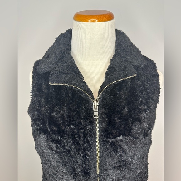 Armani Exchange Faux Fur Vest US S - Picture 7 of 8